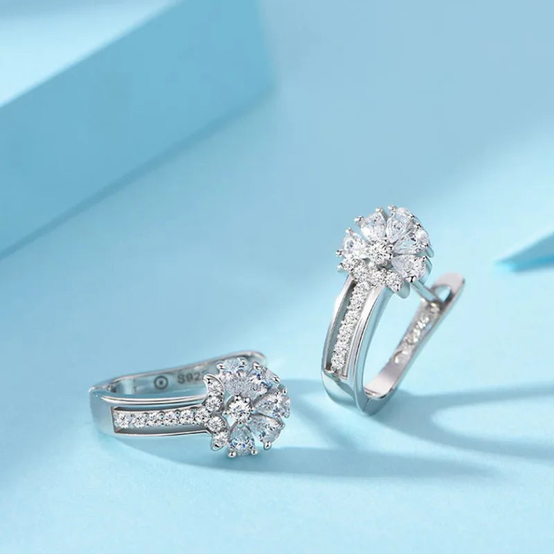 Serenya | Orecchini in Argento Sterling 925 con Fiore di Zirconi