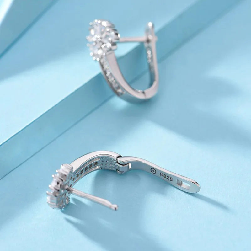 Serenya | Orecchini in Argento Sterling 925 con Fiore di Zirconi