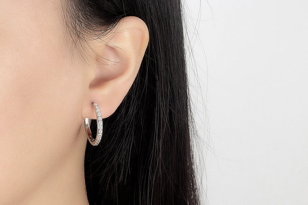 Elyra | Orecchini a Cerchio in Argento Sterling 925 con Zirconi